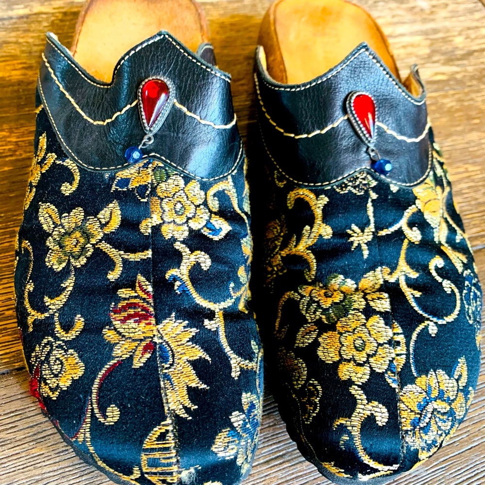 Black and Gold embroidered Slip-Ons